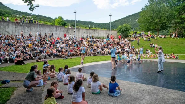 V amfiteatru Gradu Kromberk je svoje  znanje pokazalo okoli 220 
plesalcev plesne šole Pro Dance Company Nova Gorica. 