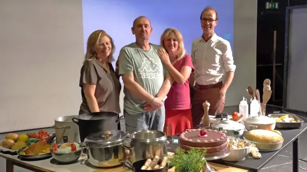 Avtorska ekipa predstave Chevap.chef je pripravila poletno poslastico, ki ponuja poučno zabavo.
