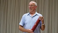 Učitelj, mentor in brezmejni prostovoljec Nace Breitenberger je častni 
občan Občine Idrija.