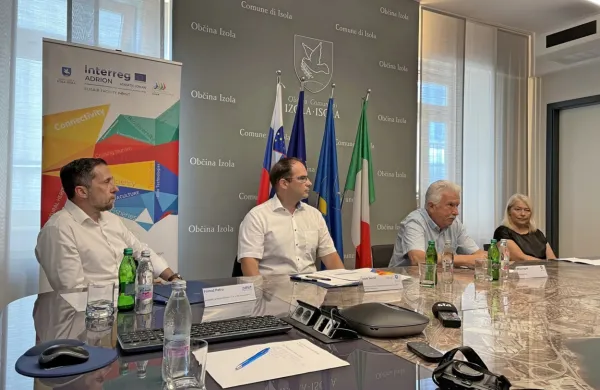 Eno morje idej so včeraj v Izoli predstavili (z leve)  Primož Patru, Iztok Škerlič, Milan Bogatić in Nataša Čerin.