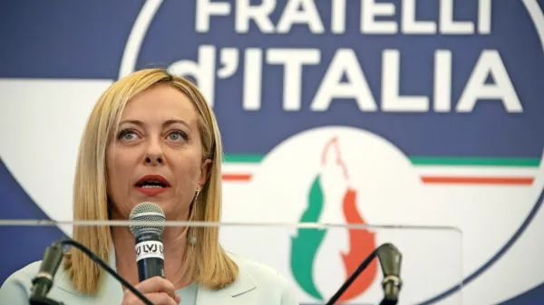 Giorgia Meloni je po zadnjem  volilnem  porazu  obtožila levico, da 
vzbuja vzdušje državljanske vojne. 