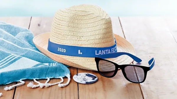 Kako povečati svojo prodajo s promocijskimi izdelki za plažo?