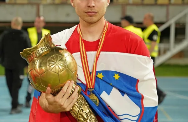 Arian Rener s pokalno lovoriko 