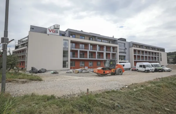 Prvi stanovalci se bodo v Deos, Center starejših Koper v Olmu 
vselili predvidoma  oktobra. 