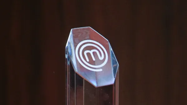 V priljubljenem gostinskem lokalu goste stregla otroka: Je to sploh dovoljeno in kaj ima z vsem skupaj Masterchef?