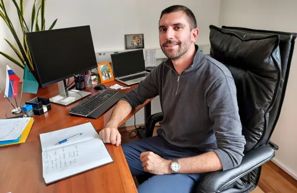 Tolminski župan miri obiskovalce festivalov: “Ne bi se obremenjeval z letom 2028”.