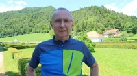 Intervju z Marjanom Bradeškom: Da umetni, a vedno tudi naravni inteligenci. In hoji!