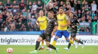 V primerjavi z dvobojem pred letom dni bo na Bonifki jutri tekalo 
precej novih obrazov tako v koprskih kot Olimpijinih vrstah.