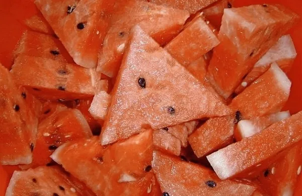 

Dieta z lubenico je najučinkovitejša poletna dieta, ob tem namreč 
ne čutite lakote, prečistite telo, rezultati pa so vidni zelo kmalu.