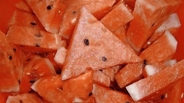 

Dieta z lubenico je najučinkovitejša poletna dieta, ob tem namreč 
ne čutite lakote, prečistite telo, rezultati pa so vidni zelo kmalu.