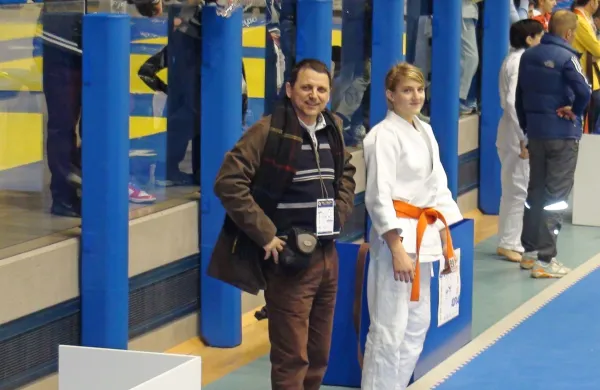 Andreja Leški s trenerjem Iztokom Babičem se pripravlja na nastop.