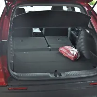 Prtljažnik lahko v nekaj potezah povečamo iz osnovnih 390 litrov 
na skupnih 1322 litrov.