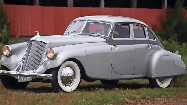 Packard je bil prvi proizvajalec, ki je v avto dodal klimo.