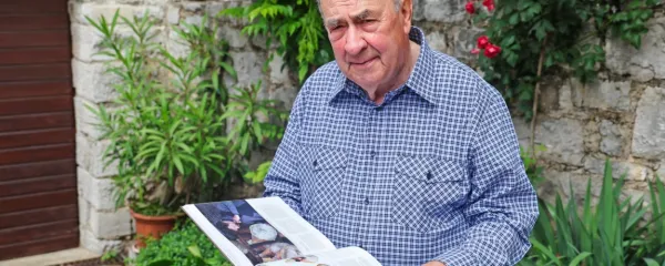 Intervju s šepetalcem pršutom, dr. Stanislavom Renčeljem: “Če hočemo uživati v teksturi, moramo nujno poskusiti na roke rezan pršut”