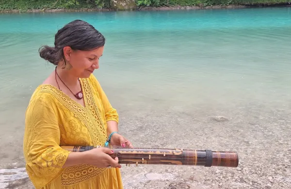 Malala bo zaigrala tudi na valiho, tradicionalni inštrument z 
Madagaskarja.