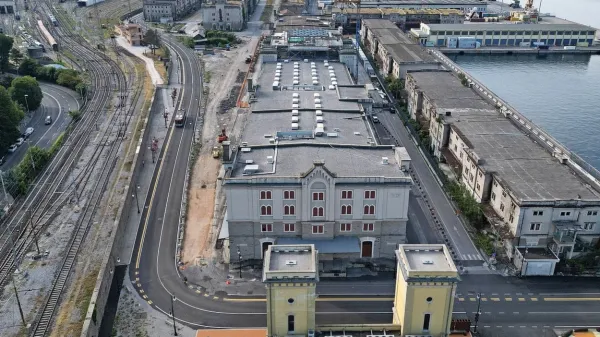 Skladišče 26: V stavbah pred njim bi po načrtih družbe Costim 
lahko uredili hotele. 
