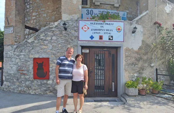 Srečko in Irena Rože sta 14. avgusta skupaj z družino, prijatelji in 
podporniki praznovala 30 let Vojaškega muzeja Tabor v Lokvi.