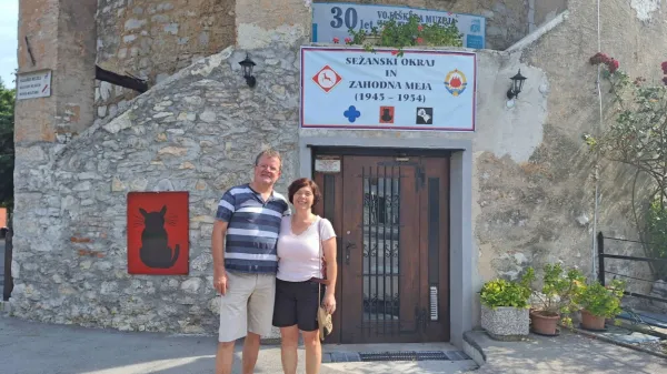 Srečko in Irena Rože sta 14. avgusta skupaj z družino, prijatelji in 
podporniki praznovala 30 let Vojaškega muzeja Tabor v Lokvi.