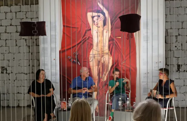 O koži, obleki, kostumih in (ne)ukrojenem telesu so se v Libertasu pogovarjali (z desne) Petra Pogorevc, Blaž Lukan, Tina Kolenik in Vesna Pajić.