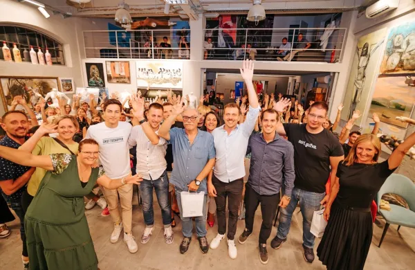 Udeleženci dogodka Fuckup Nights Primorska v Šempetru