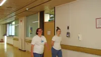 Na tem območju v kletni etaži bodo po preselitvi dela skupnih služb zgradili 
laboratorij s  PET-CT napravo s posebnim izhodom za te preiskovance.    