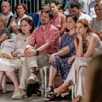 Žirija 11. Festivala Novi tvrđava teatar v sestavi (z leve) igralec Milovan Filipović,  novinarka in gledališka kritičarka Nataša Gvozdenović 
in igralka Sonja Damjanović   - na fotografiji ob umetniški vodji festivala, režiserki Vidi Ognjenović -  je nagrado utemeljila z besedami: 
“Mladi igralec prepričljivo, čustveno in natančno odigra lik grešnika, nasilnega rasista Liama, v katerem razkriva tako zdajšnjost kot 
vzroke psihičnega stanja tega nesrečnega fanta. Hodeč po robu Tepšić spretno preigrava odtenke psihološke igre in vodi lik do jasnega 
in edino možnega izhoda. Ima izjemno igralsko energijo, ki jo zna nadzorovati in brzdati v vsakem trenutku nastopa.”

