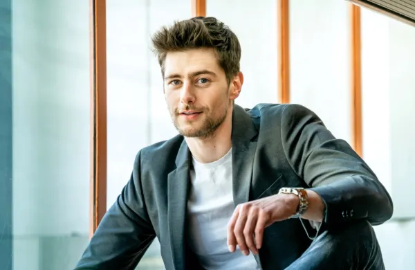 Zvezdnik serije Skrito v raju sanja o New Yorku