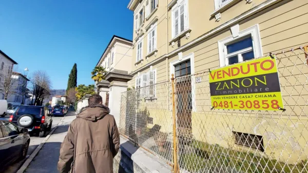 Vse več Novogoričanov stanovanja išče v bistveno cenejši sosednji 
Gorici.