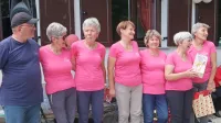 Obiskovalci so se s težkim srcem poslovili od šestih oskrbovalk 
koče, prostovoljk na Hlevišah, a se sočasno s planinci veselijo tudi 
novih oskrbnikov.