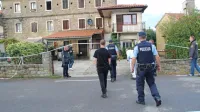 Pred enim letom je v Sirčih mrgolelo policistov in kriminalistov.