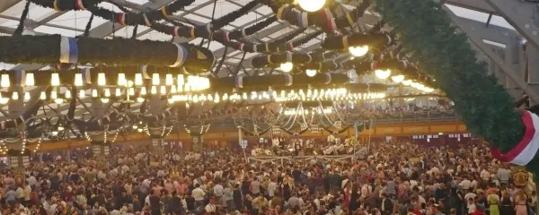 Oktoberfest je peti letni čas Bavarcev