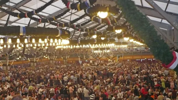 Oktoberfest je peti letni čas Bavarcev
