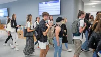 Jutri bodo bruci in drugi študenti spet napolnili številne predavalnice v več primorskih krajih.