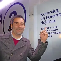 

Andrej Korenika, župan občine Piran, bi rad razrešil spore glede 
zemljišč v Portorožu. Kakšno vlogo ima pri tem Matoz?

