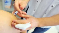 Cepljenje je najučinkovitejši ukrep za zaščito pred gripo, predvsem pa učinkovito ščiti pred težkimi poteki in zapleti. Vsako leto 
za gripo zboli med 100.000 in 200.000 prebivalcev.