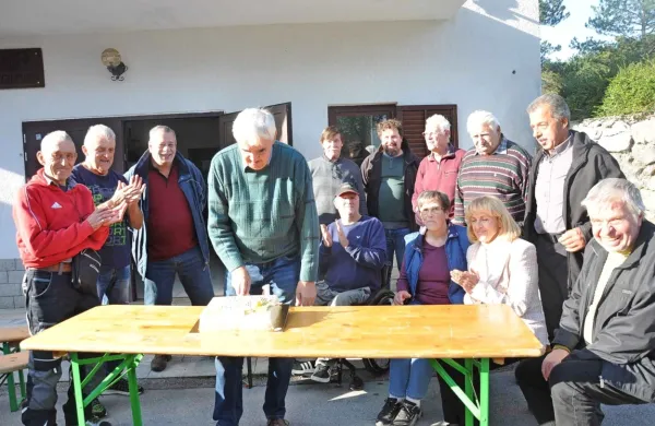 Prvi rojstni dan za čebelarje ČD Kras - Brkini