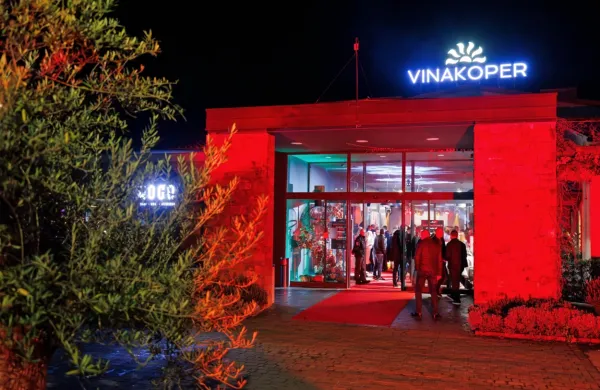 Vinakoprova Hiša refoška bo 8. novembra odeta v svečano opravo 
za martinovanje Samo ena je Istra. 