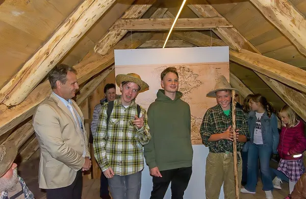 Nekdanjo mlekarno so prenovili v turistično zgodovinsko  točko z etnološkim prikazom sirarstva in pašništva. 