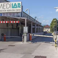 Ljubljanski Medilab, za katerega delajo predvsem radiologi iz 
javnih bolnišnic, dosega rekordne rezultate.

