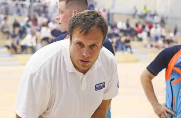 Adin Kavgić je pred gostovanjem Portoroža v Celju odstopil z 
mesta trenerja.