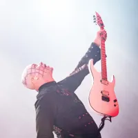 Zibelka gnusa, krvi in vampirske erotike (FOTO)