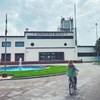 Zunanjost letališča Nicelli na Lidu