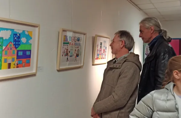 Bogastvo večjezičnosti v sliki