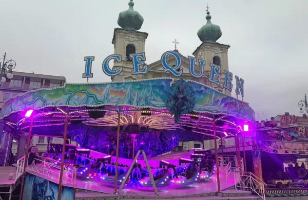 V sosednji Gorici se pripravljajo na tradicionalni Andrejev sejem, ki 
bo od sobote do ponedeljka napolnil mestno središče z vrtiljaki, 
stojnicami in prazničnim vzdušjem. 