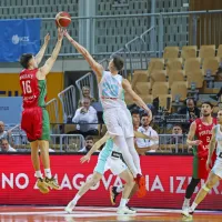 Selektor Sekulić kritik ne vidi in ne sliši (FOTO)