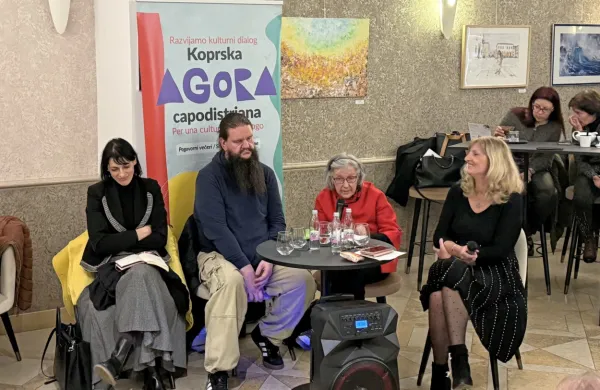 Uvod v večer so podali (z leve): Martina Gamboz, Borut Jerman in Neva Zajc.