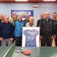 Boris Kosovel je te dni v družbi veteranov NTK Gorica aktivno 
praznoval 90. rojstni dan.