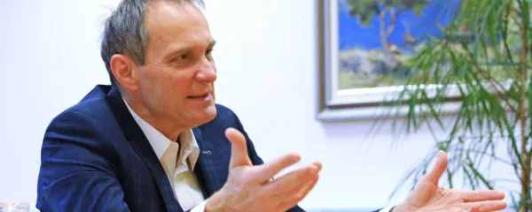 (INTERVJU) Marijan Papež, direktor ZPIZ-a: “Ni prav, da toliko ljudi uporabi most do upokojitve'”