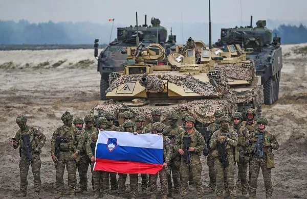 Pripadniki Slovenske vojske so lani sodelovali tudi na mednarodni 
vojaški vaji Anakonda 23 v Romuniji.

