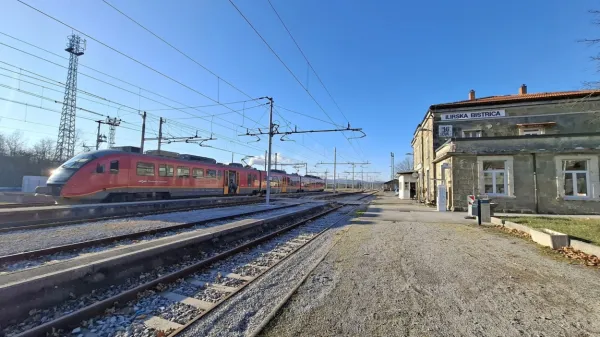 Dijaki iz drugih občin so dobili dragoceno novo železniško 
povezavo do Ilirske Bistrice.